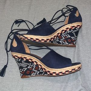 Cabi wedges red white and blue❤️